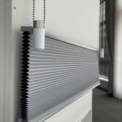 Des stores à honeycombs de type réglage de la lumière et de la température pour les fenêtres 16-20-26-38-45mm