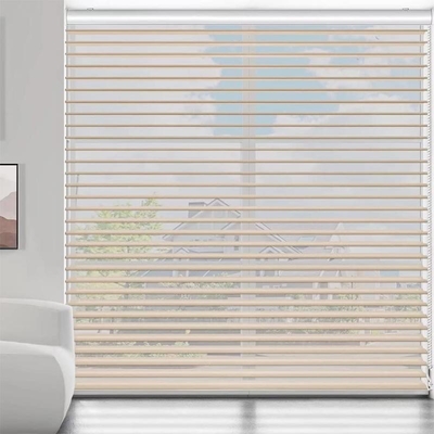Des stores en tissu gris pour l'ombre du soleil La solution ultime pour une meilleure efficacité énergétique
