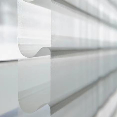 Améliorez le style de votre chambre douce avec du tissu Shangrila Blinds écologique