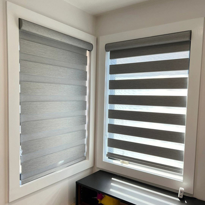 Structure horizontale moteurisée pour intérieur Polyester Zebra Roller Blinds pour fenêtres de bout