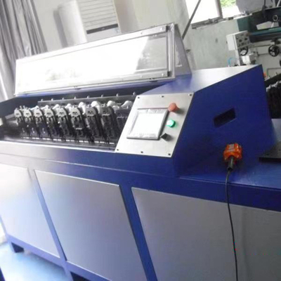 Machine de fabrication simplifiée de stores à rouleaux en aluminium de qualité semi-automatique