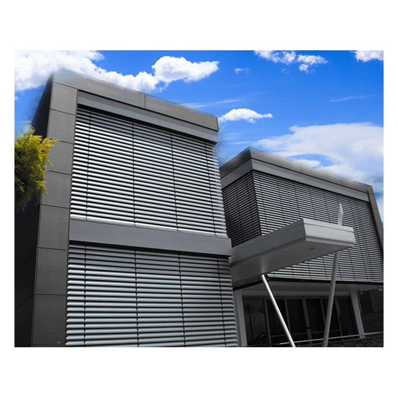 Manuel type ouvert sophistiqué personnalisation bobines d'aluminium stores pour un look raffiné